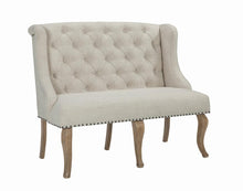 Load image into Gallery viewer, Glen Cove Traditional Cream Bench