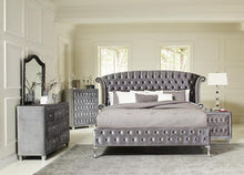 Load image into Gallery viewer, Deanna Bedroom Traditional Metallic Eastern King Bed