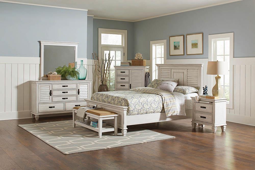 Franco Antique White Queen Bed