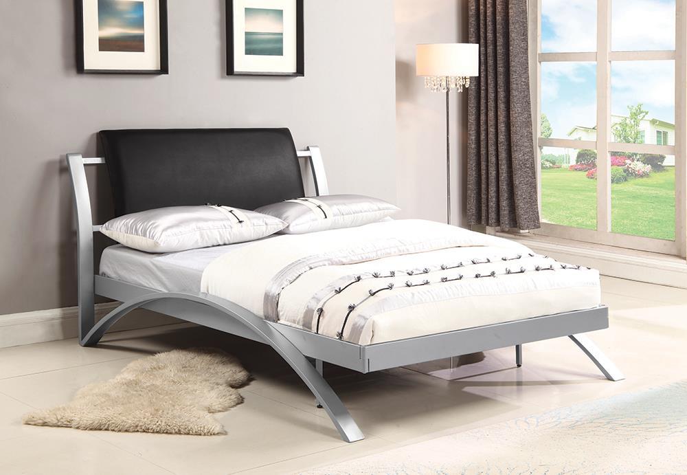 LeClair Contemporary Black and Silver Youth Full Bed