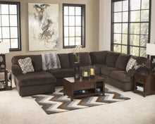 Load image into Gallery viewer, Jessa Place 3Piece Sectional with Chaise