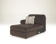 Load image into Gallery viewer, Jessa Place 3-Piece Sectional with Ottoman Package