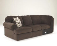 Load image into Gallery viewer, Jessa Place 3-Piece Sectional with Ottoman Package