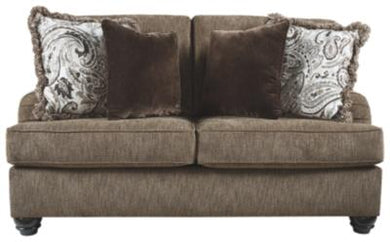 Braemar Loveseat