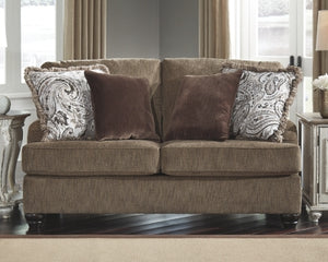 Braemar Loveseat