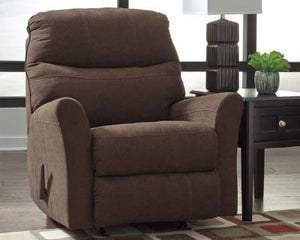 Maier 2-Piece Sectional with Recliner Package