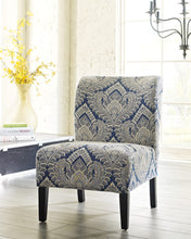 Load image into Gallery viewer, Honnally Accent Chair