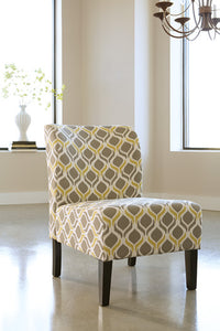 Honnally Accent Chair