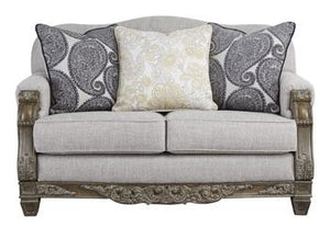 Sylewood Loveseat