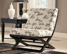 Load image into Gallery viewer, Levon Accent Chair