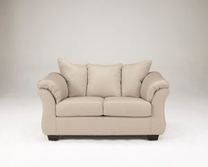 Darcy Loveseat