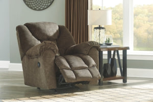 Capehorn Recliner