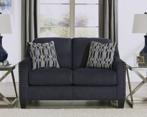 Creeal Heights Loveseat