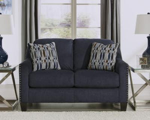 Creeal Heights Loveseat