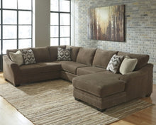 Load image into Gallery viewer, Justyna 3Piece Sectional with Chaise