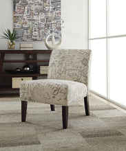 Load image into Gallery viewer, Traditional Off-White and Grey Accent Chair