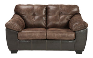 Gregale Loveseat