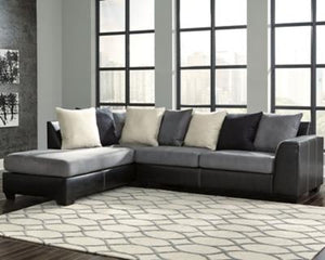 Jacurso 2Piece Sectional with Chaise