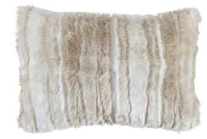 Amoret Pillow