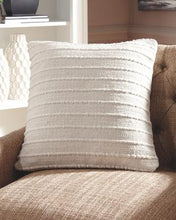 Load image into Gallery viewer, Theban Pillow Set of 4