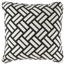 Load image into Gallery viewer, Ayres Pillow Set of 4