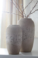 Load image into Gallery viewer, Dimitra Vase Set of 2