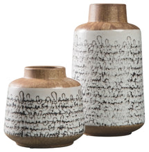 Load image into Gallery viewer, Meghan Vase Set of 2