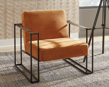 Load image into Gallery viewer, Kleemore Accent Chair