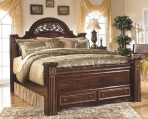 Gabriela 7-Piece Bedroom Package