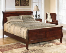 Load image into Gallery viewer, Alisdair California King Sleigh Bed