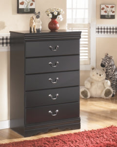 Huey Vineyard Chest of Drawers