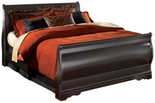 Load image into Gallery viewer, Huey Vineyard Queen Sleigh Bed