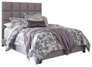 Dolante King Upholstered Bed