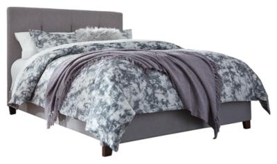 Dolante Queen Upholstered Bed