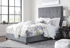 Dolante King Upholstered Bed