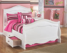 Load image into Gallery viewer, Exquisite Full Sleigh Bed with 2 Storage Drawers