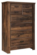 Load image into Gallery viewer, Quinden Chest of Drawers