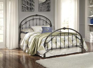 Nashburg Queen Metal Bed