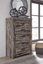 Load image into Gallery viewer, Lynnton Chest of Drawers