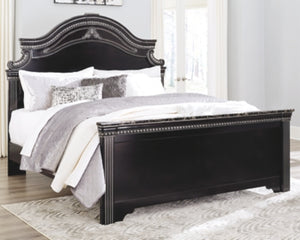 Banalski King Panel Bed