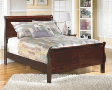 Load image into Gallery viewer, Alisdair Full Sleigh Bed