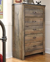 Load image into Gallery viewer, Trinell Chest of Drawers