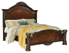 Load image into Gallery viewer, North Shore Queen Panel Bed