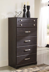 Reylow Chest of Drawers