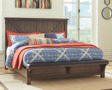 Load image into Gallery viewer, Lakeleigh Queen Upholstered Bed