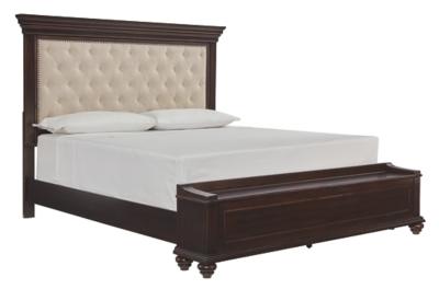 Brynhurst King Upholstered Bed with Storage Bench