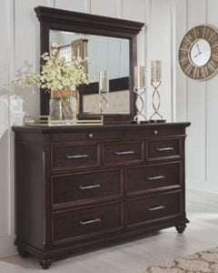 Brynhurst Dresser and Mirror