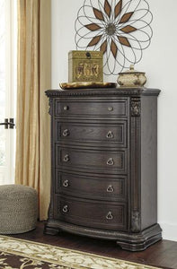 Wellsbrook Chest of Drawers