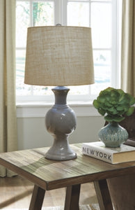 Magdalia Table Lamp