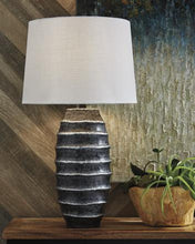 Load image into Gallery viewer, Billow Table Lamp